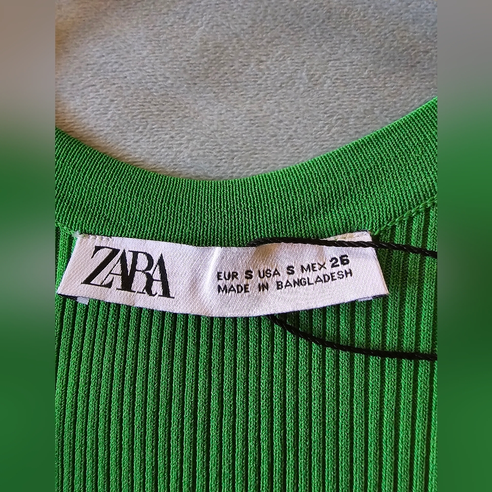 💚NWT Zara Green Ribbed Basic Tank Top, Size S - Picture 4 of 7